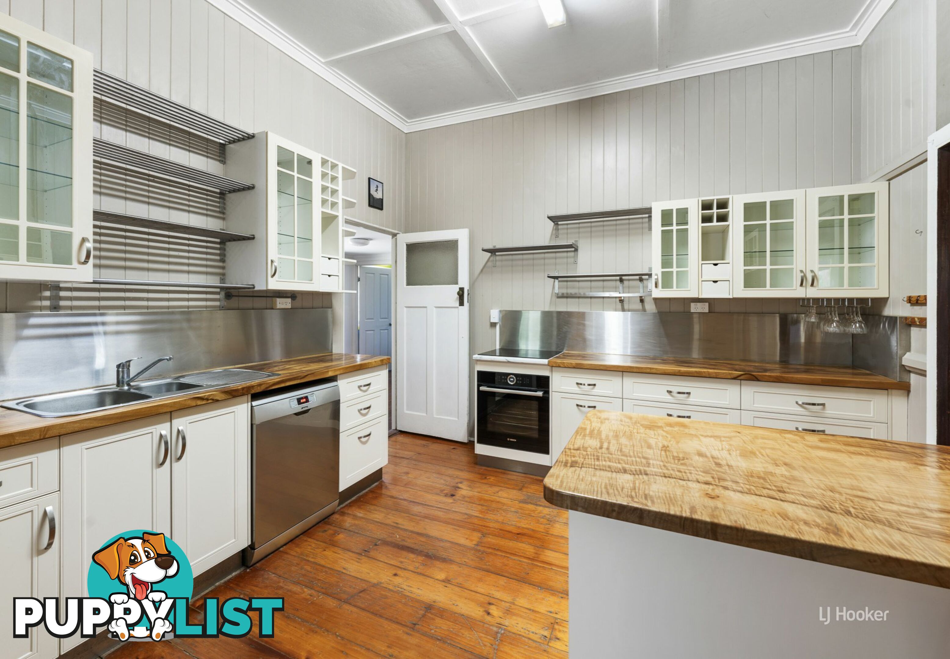 12 Hill Street ESK QLD 4312