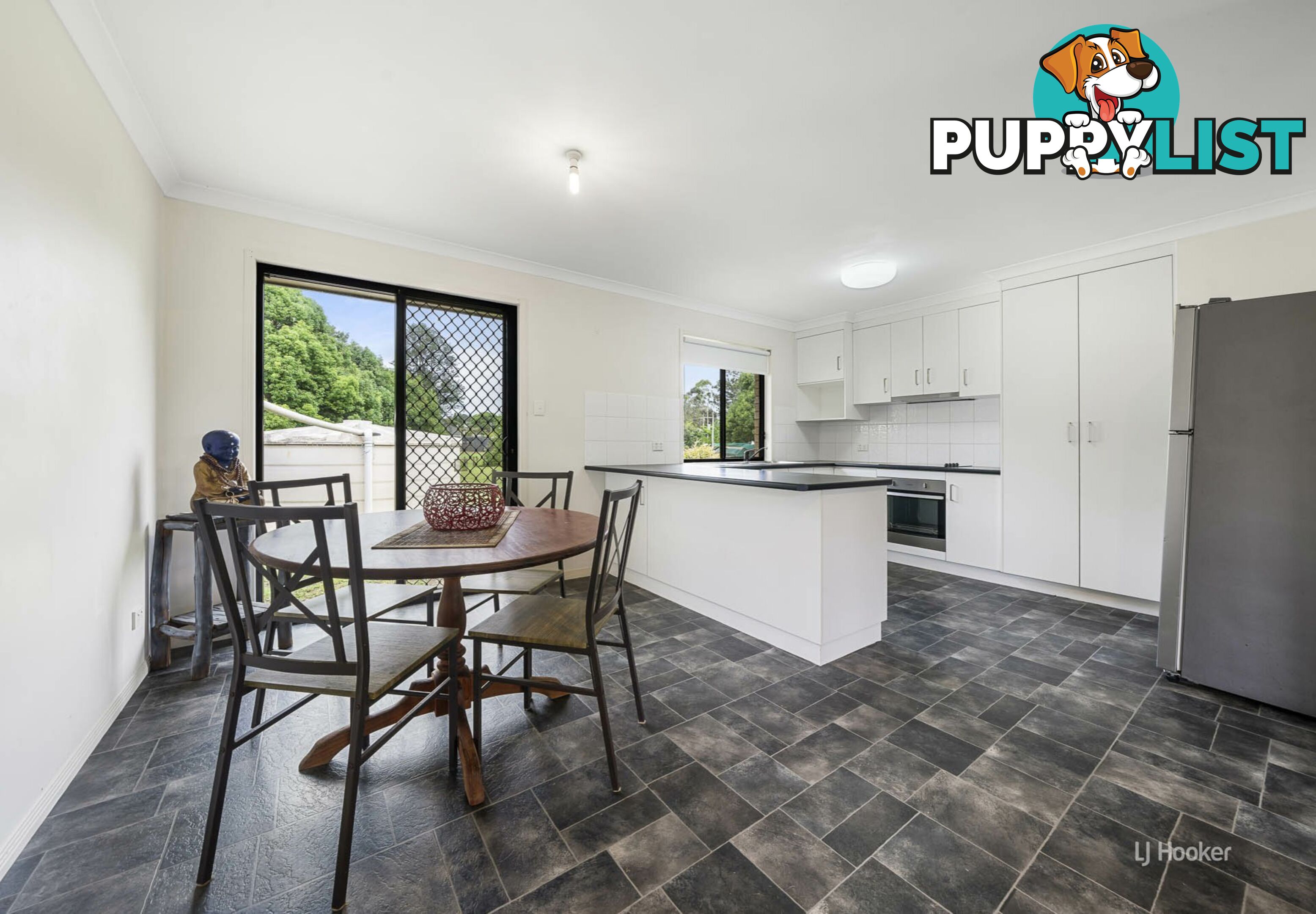 21 Railway Street BLACKBUTT QLD 4314