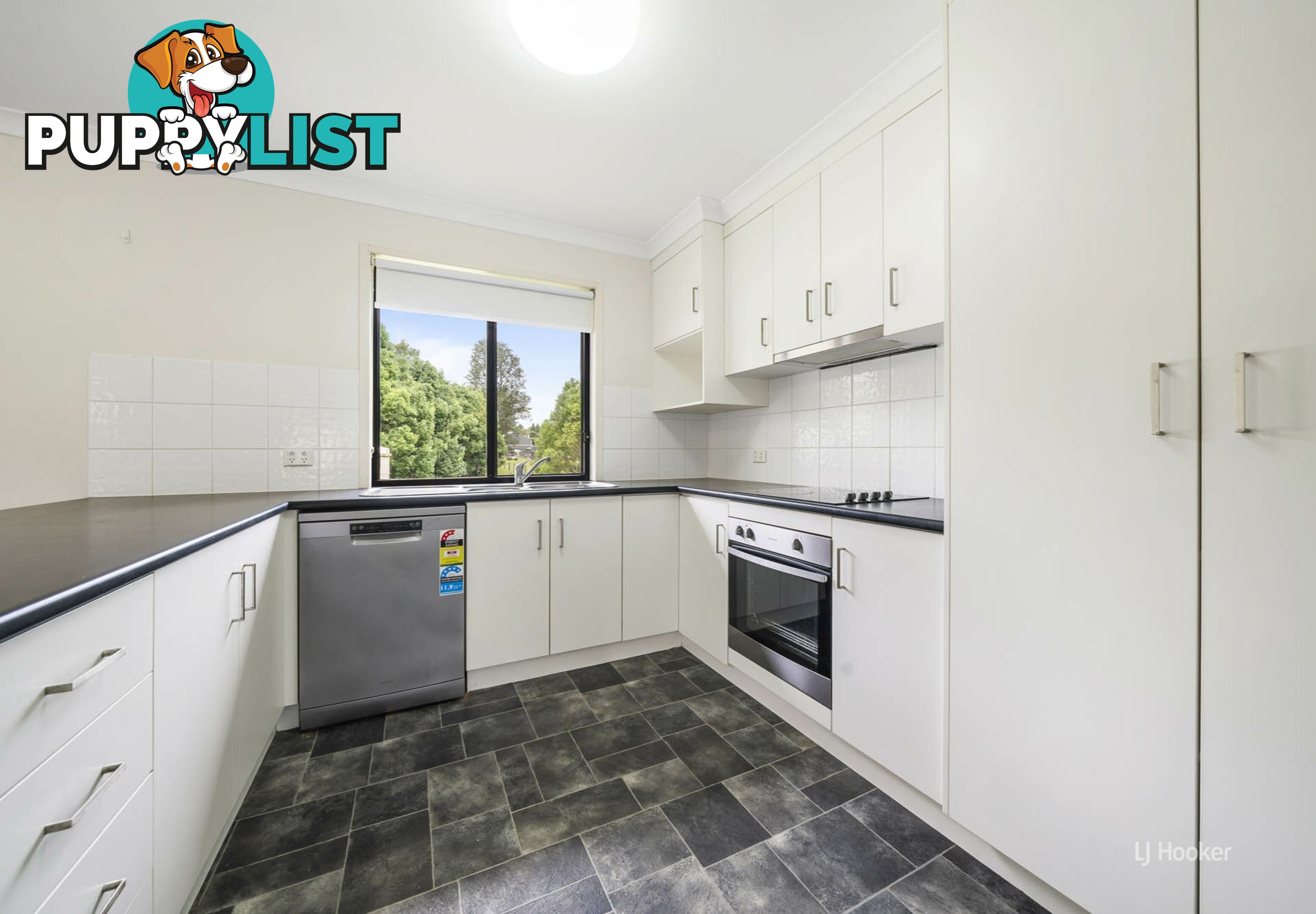 21 Railway Street BLACKBUTT QLD 4314