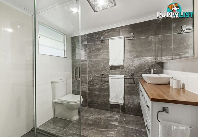 24 George Street SOMERSET DAM QLD 4312