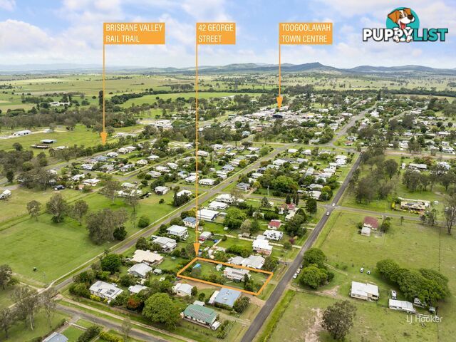 42 George Street TOOGOOLAWAH QLD 4313