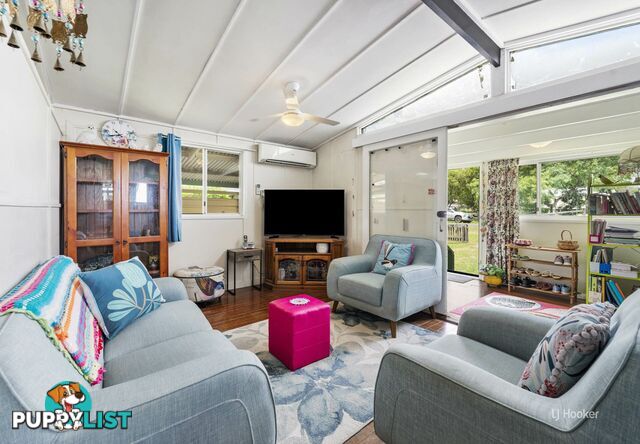 42 George Street TOOGOOLAWAH QLD 4313