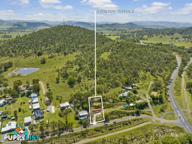 8 Railway Terrace MOORE QLD 4314