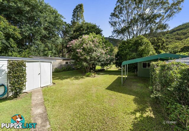 3 Russell Street ESK QLD 4312