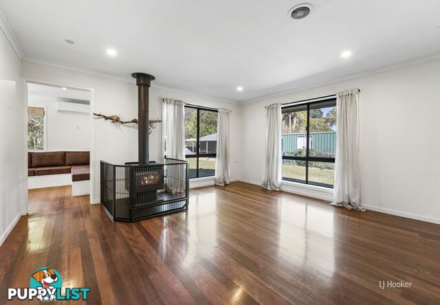 11 Hart Street BLACKBUTT QLD 4314