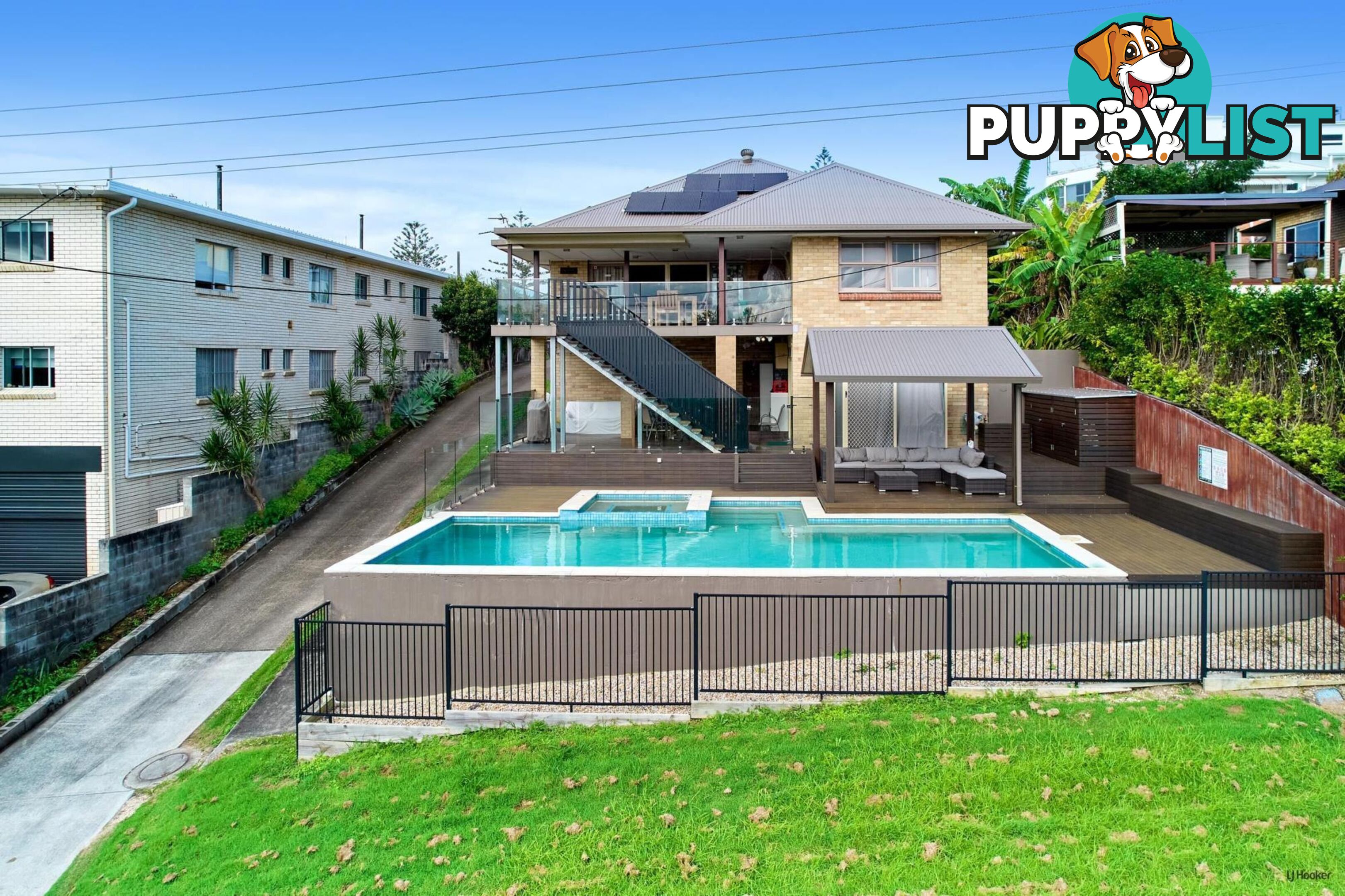 22 & 22a Rutledge Street COOLANGATTA QLD 4225