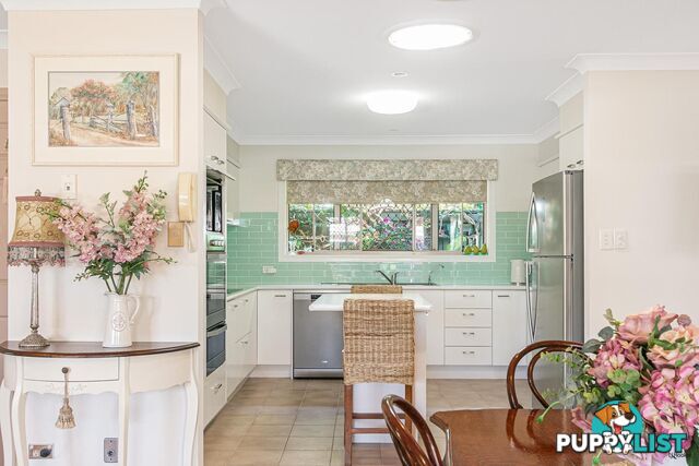 7 Wanda Court BANORA POINT NSW 2486