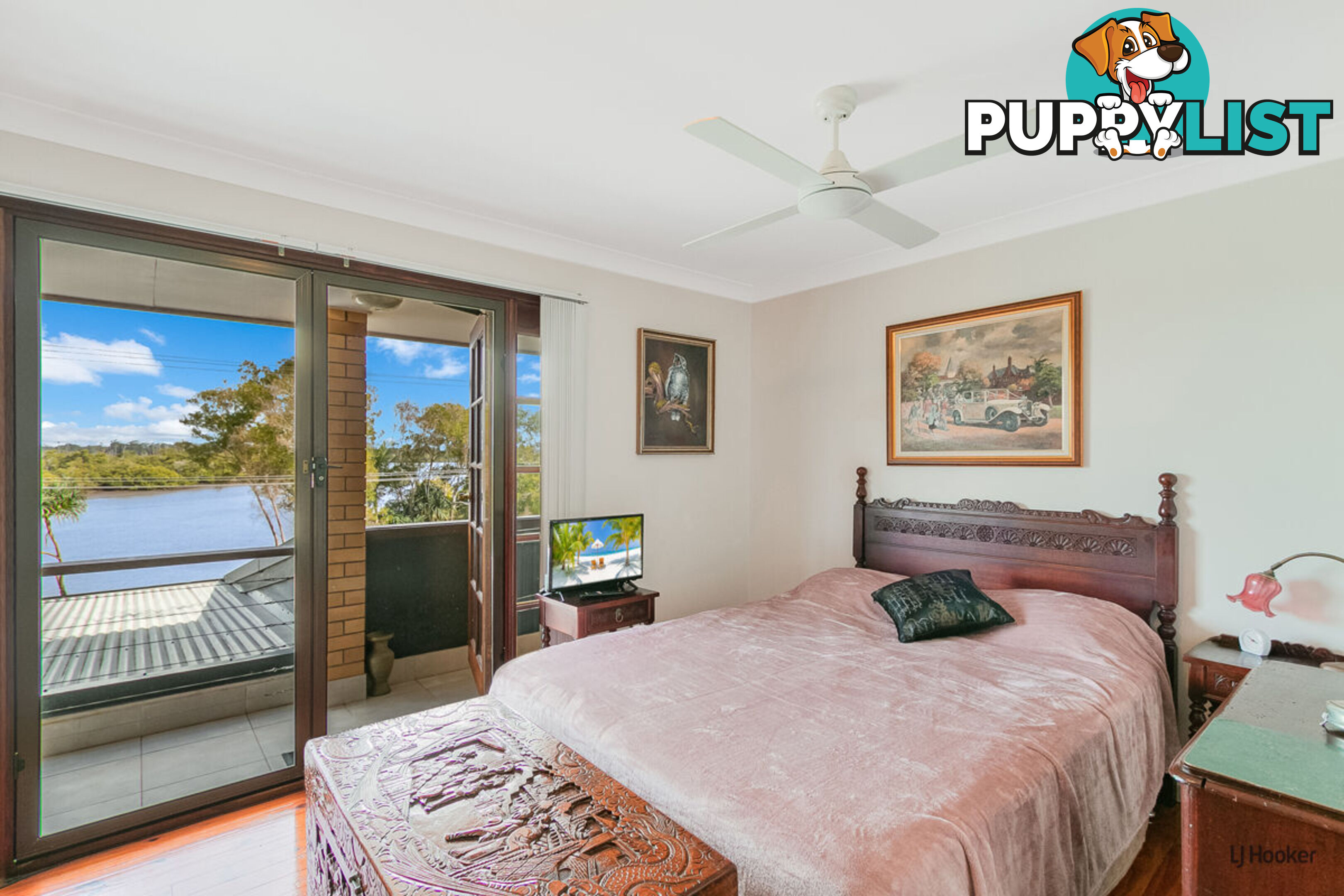 2/57 Bimbadeen Avenue BANORA POINT NSW 2486