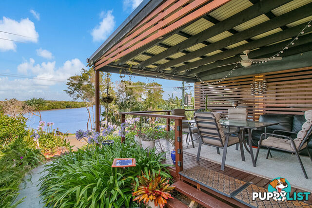 2/57 Bimbadeen Avenue BANORA POINT NSW 2486