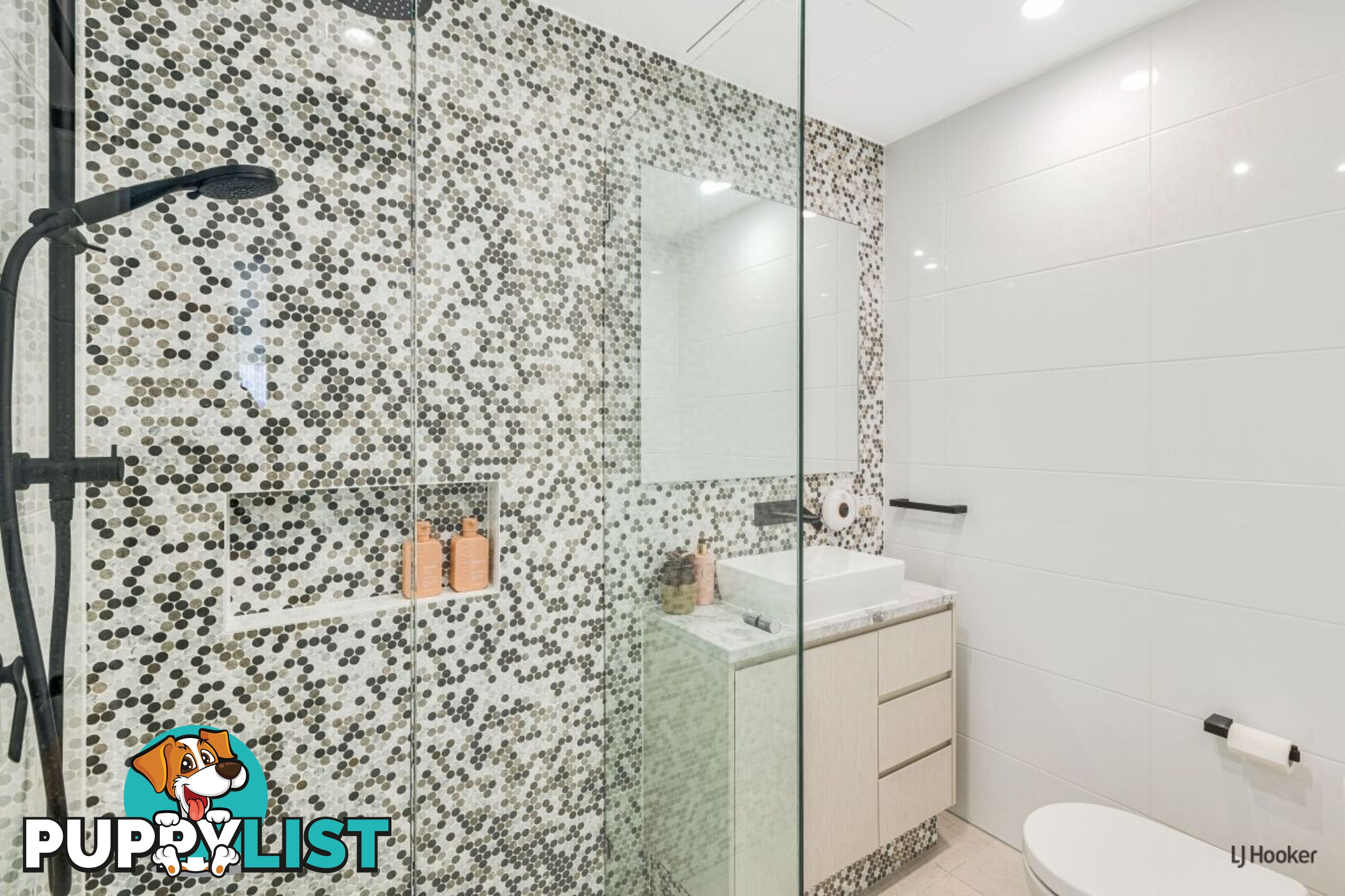 3/66 Phillips Lane TWEED HEADS NSW 2485