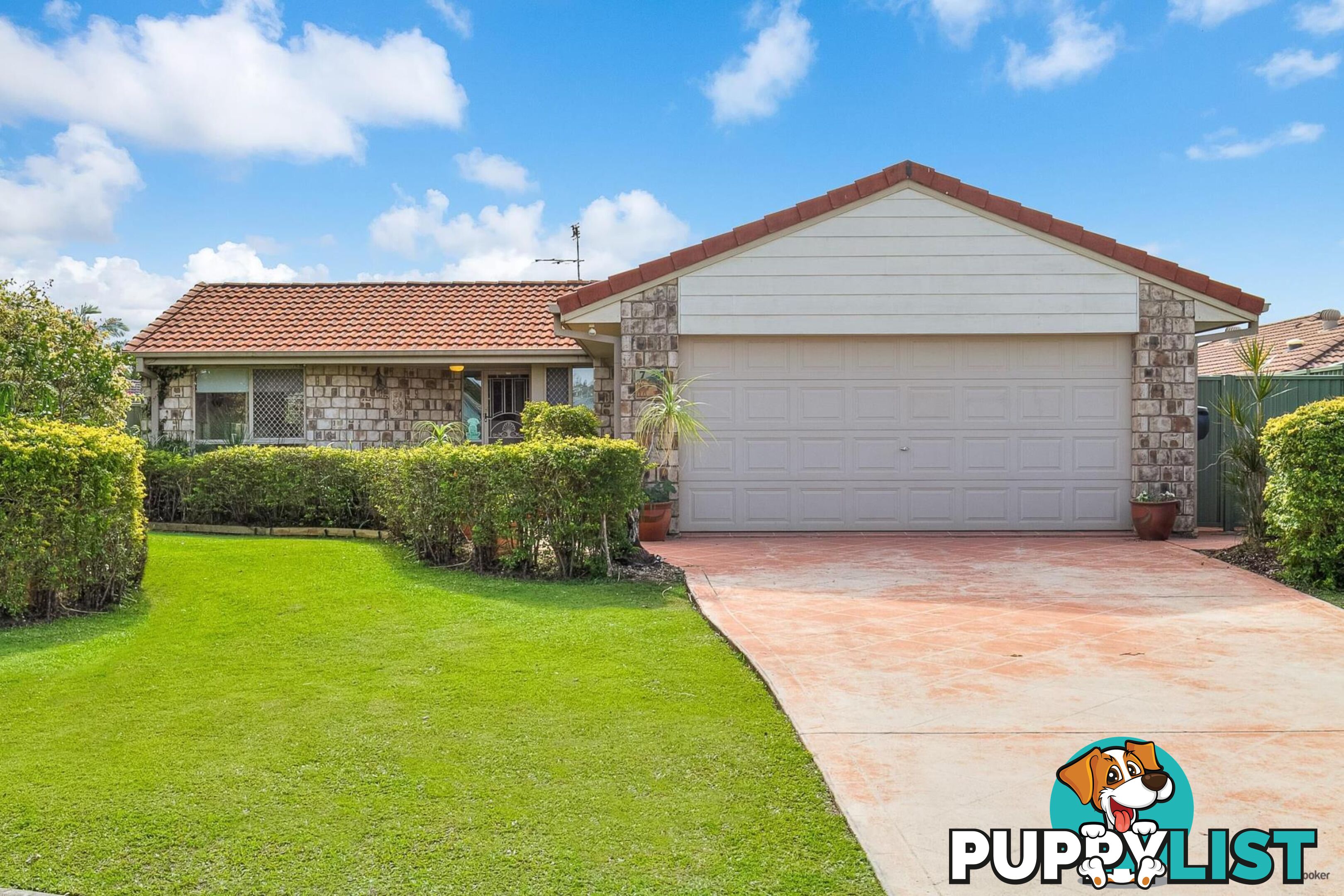 7 Oatlands Place BANORA POINT NSW 2486