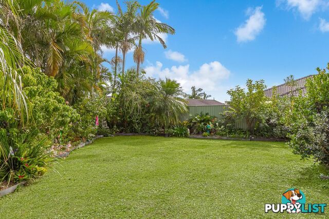 7 Oatlands Place BANORA POINT NSW 2486