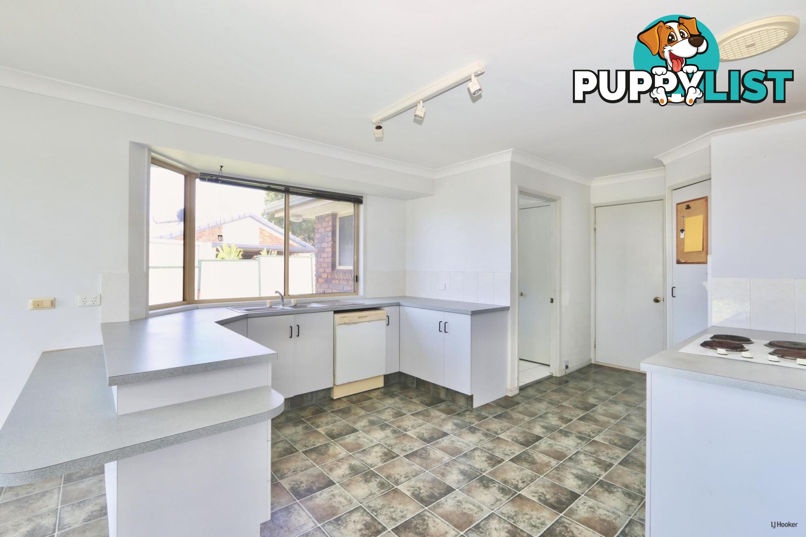 21 Aberdeen Court BANORA POINT NSW 2486