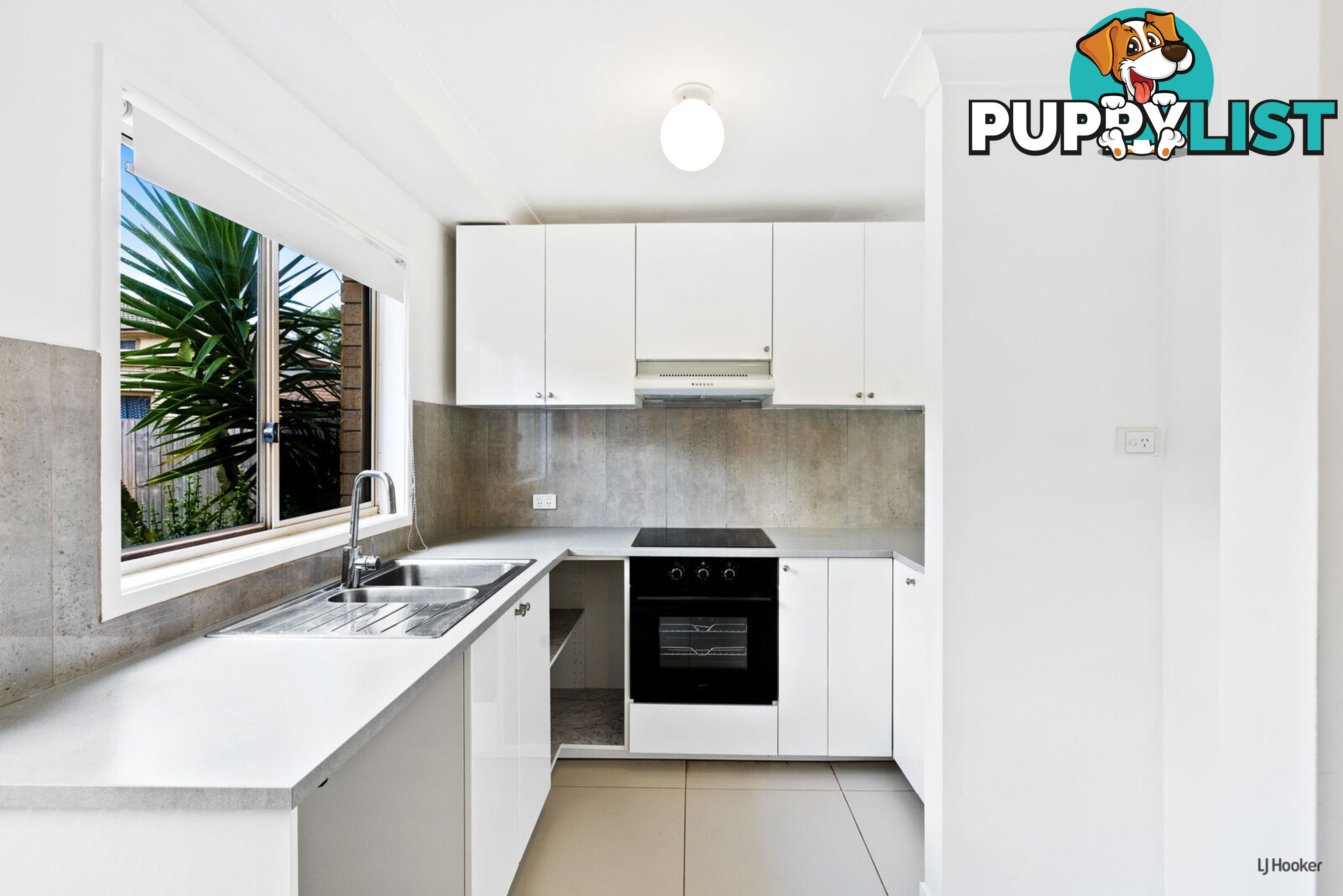 92/170 Central Street LABRADOR QLD 4215