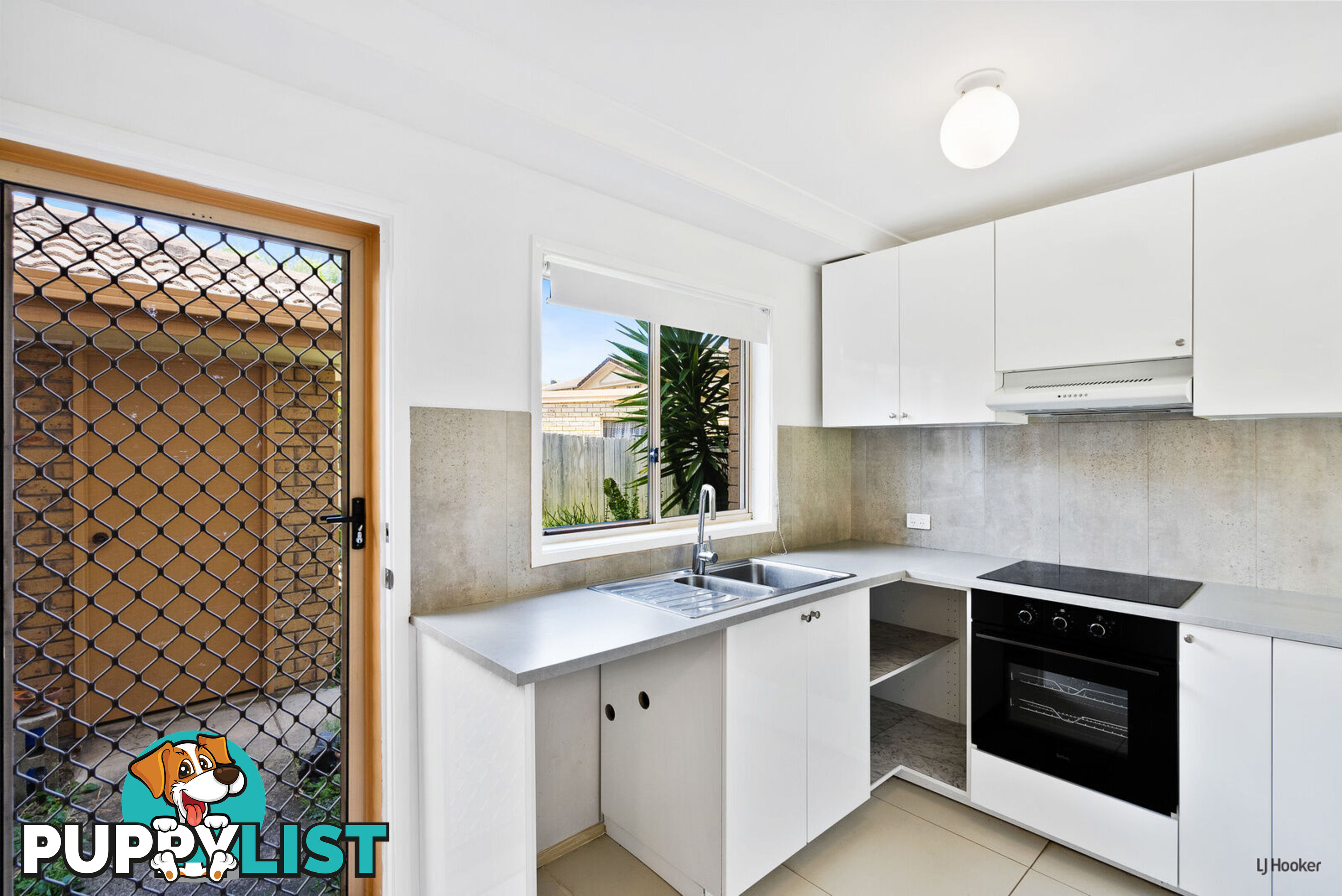 92/170 Central Street LABRADOR QLD 4215