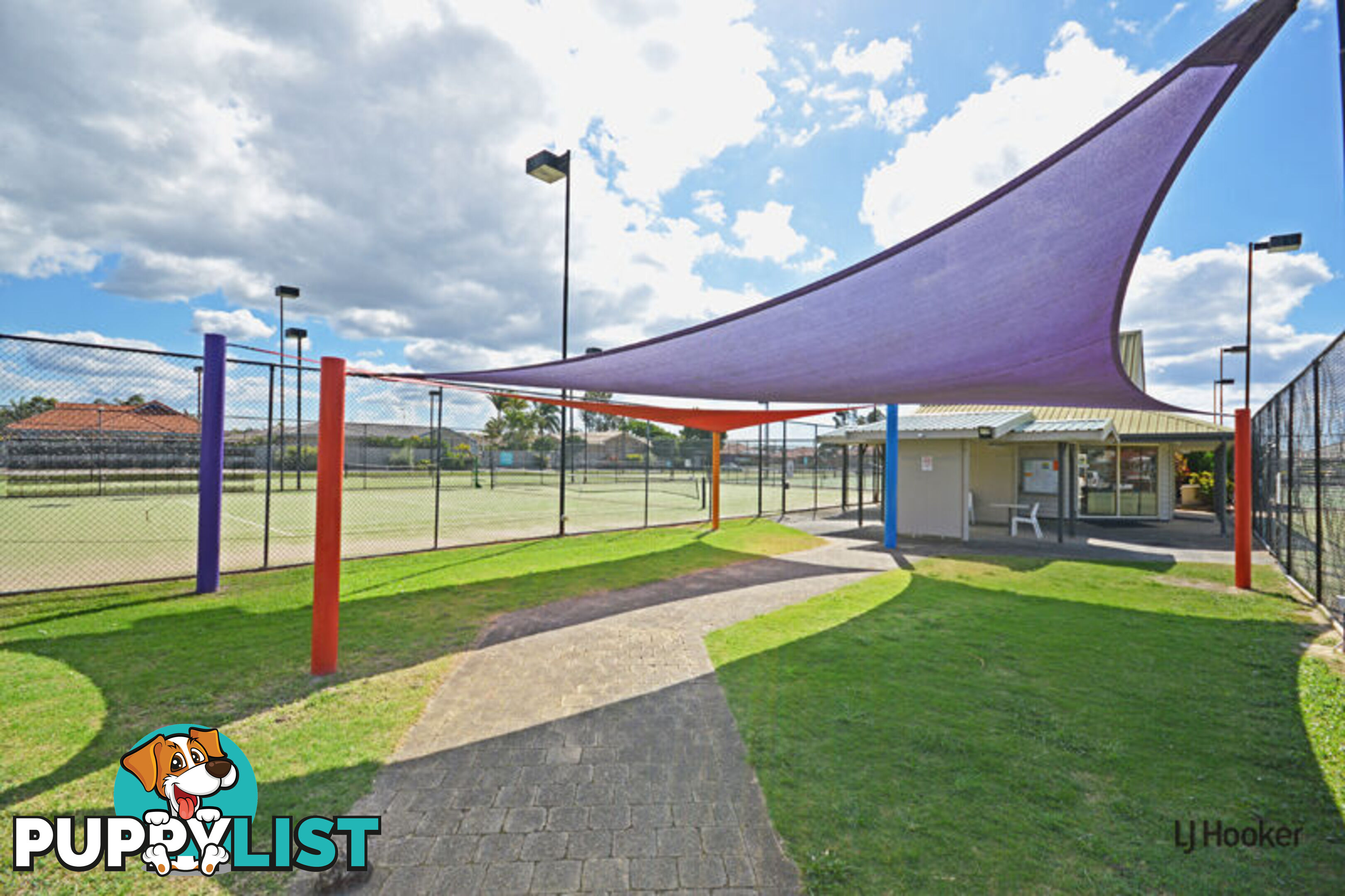 1/8 Galway Court BANORA POINT NSW 2486