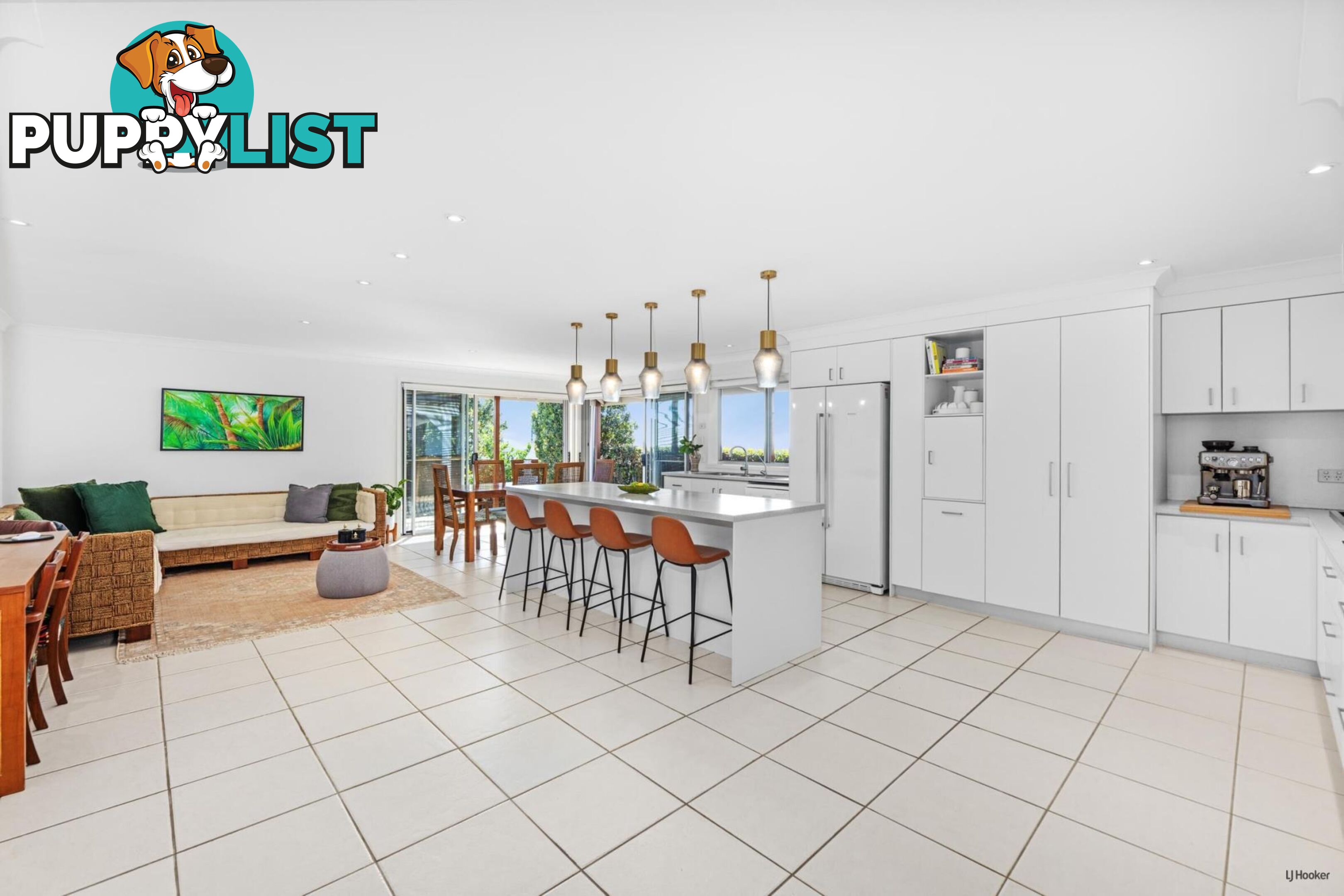 4 Somerset Avenue BANORA POINT NSW 2486