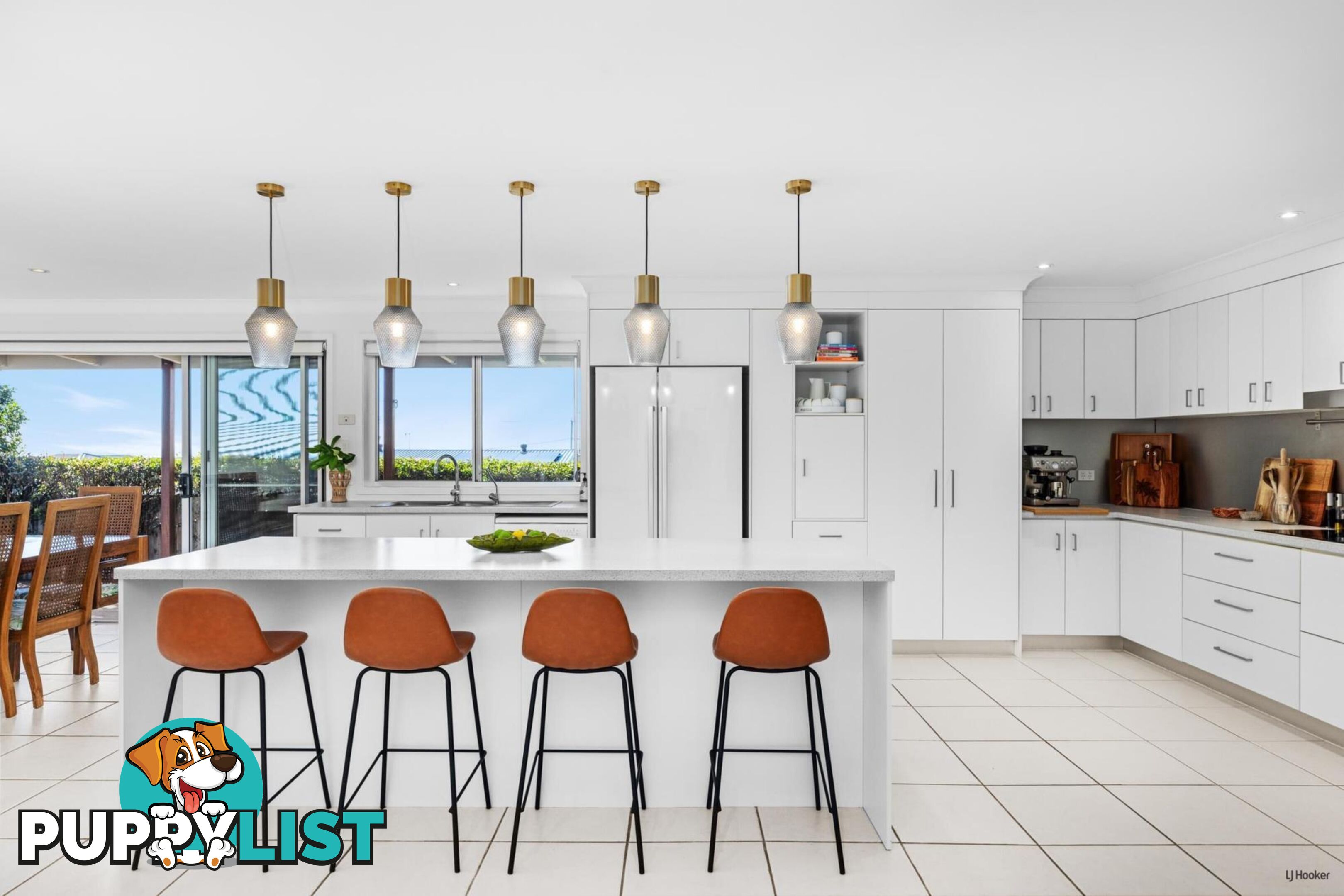 4 Somerset Avenue BANORA POINT NSW 2486