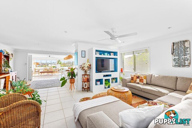 4 Somerset Avenue BANORA POINT NSW 2486