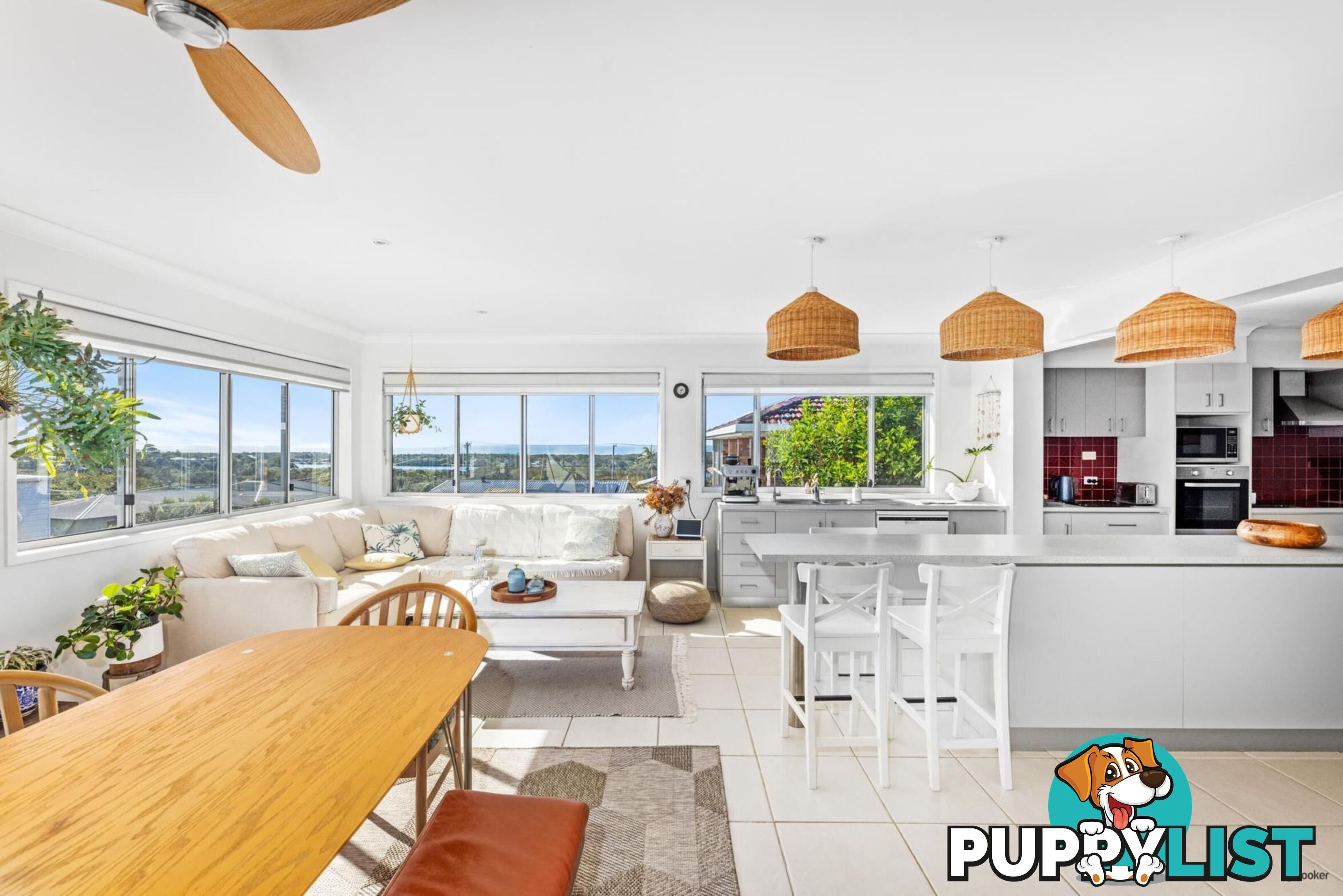 4 Somerset Avenue BANORA POINT NSW 2486