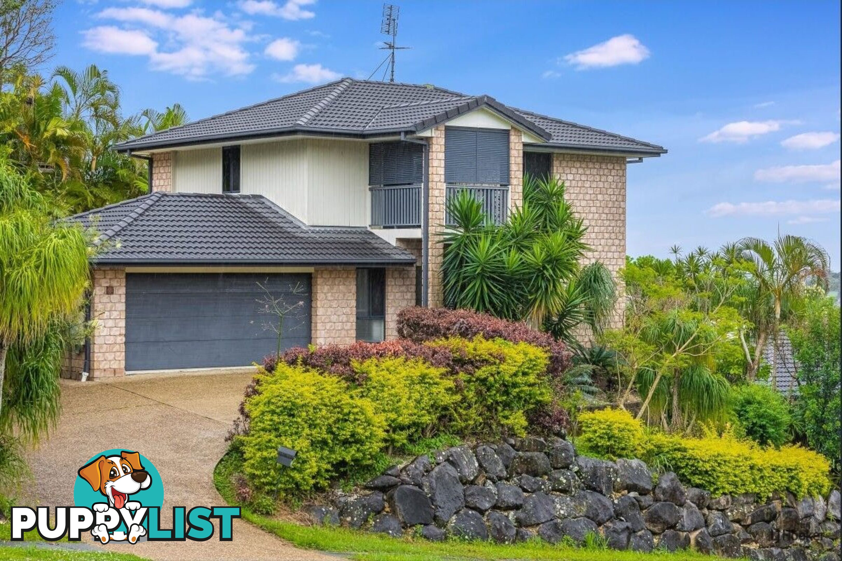 32 Buncrana Terrace BANORA POINT NSW 2486