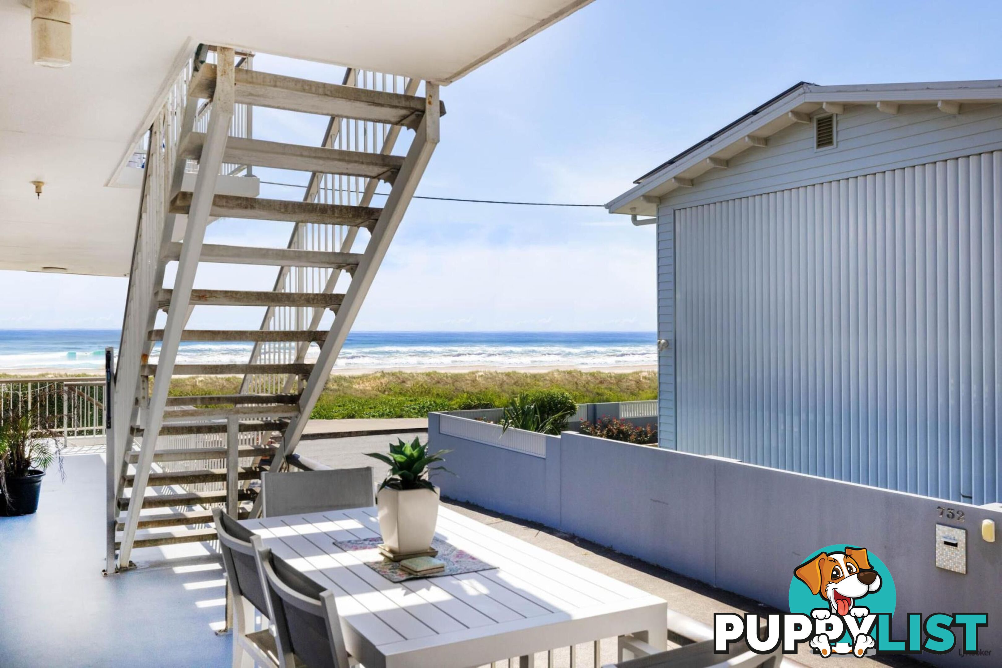2/738 Pacific Parade CURRUMBIN QLD 4223