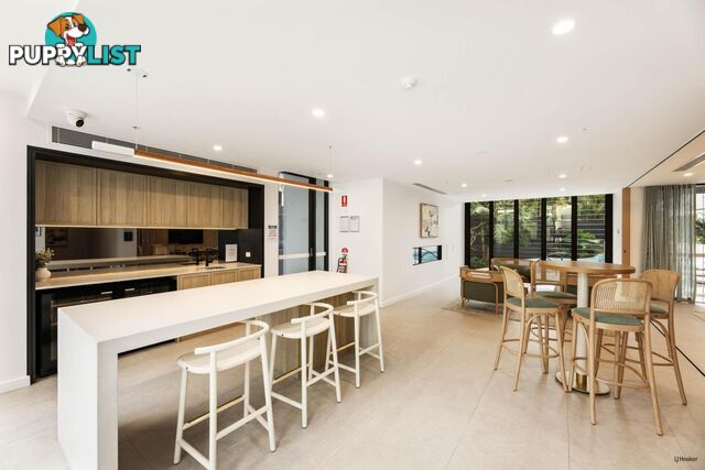 208/2 Mawarra Street PALM BEACH QLD 4221