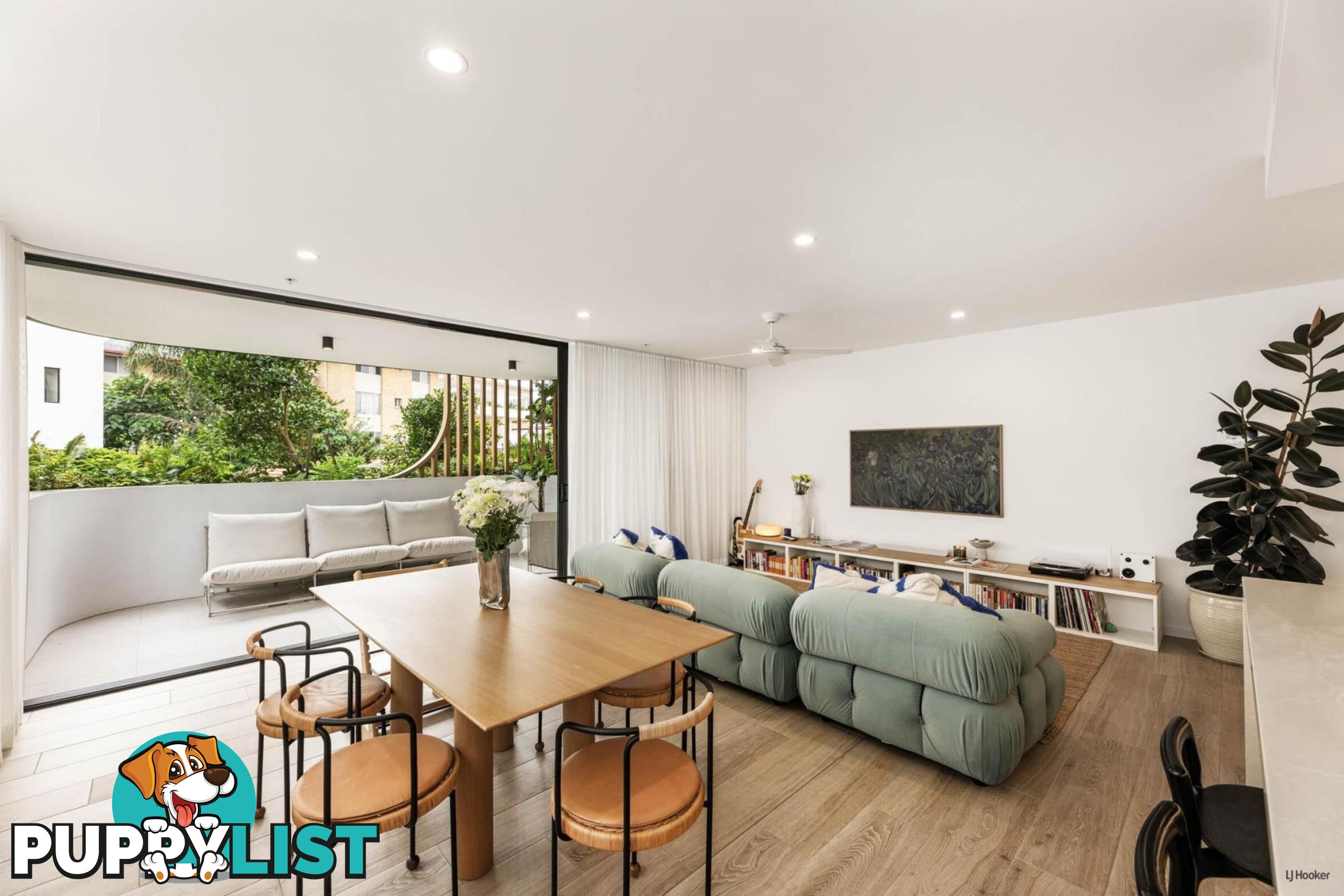 208/2 Mawarra Street PALM BEACH QLD 4221