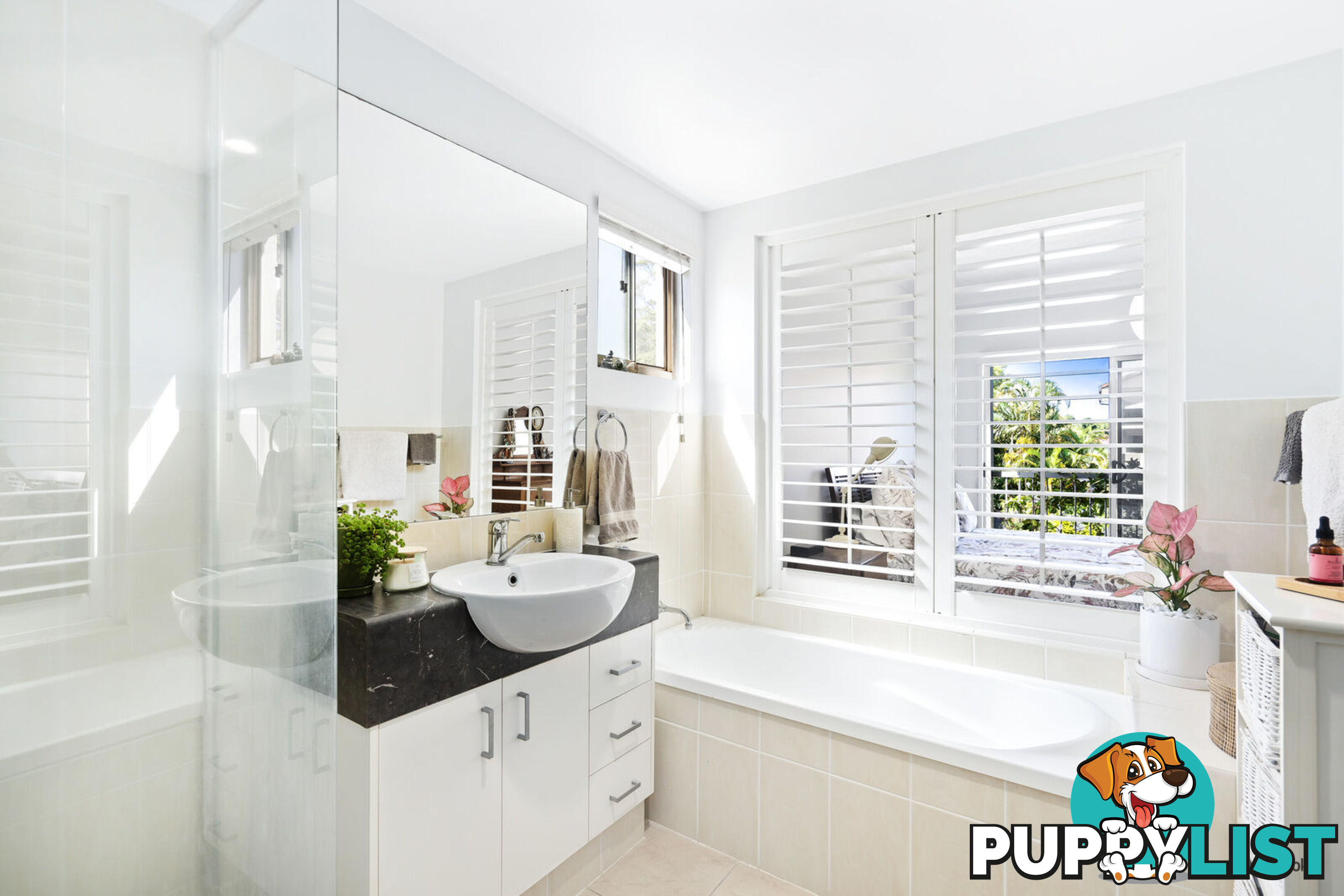 216/3-5 Thrower Drive CURRUMBIN QLD 4223