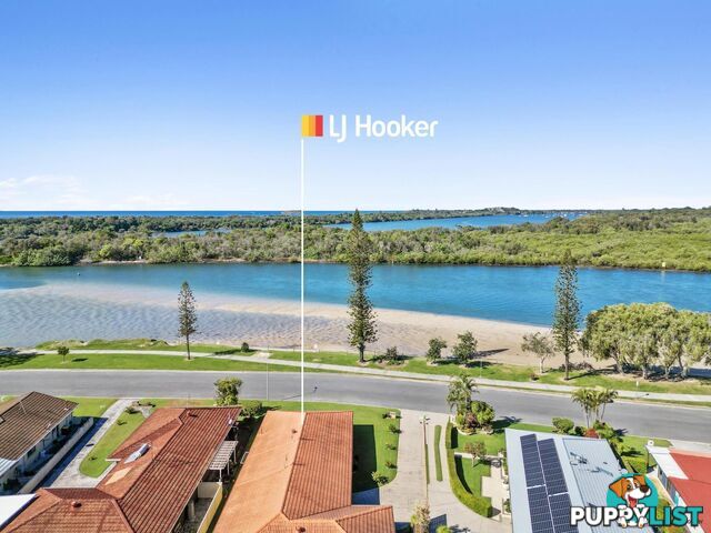 1/60 Keith Compton Drive TWEED HEADS NSW 2485