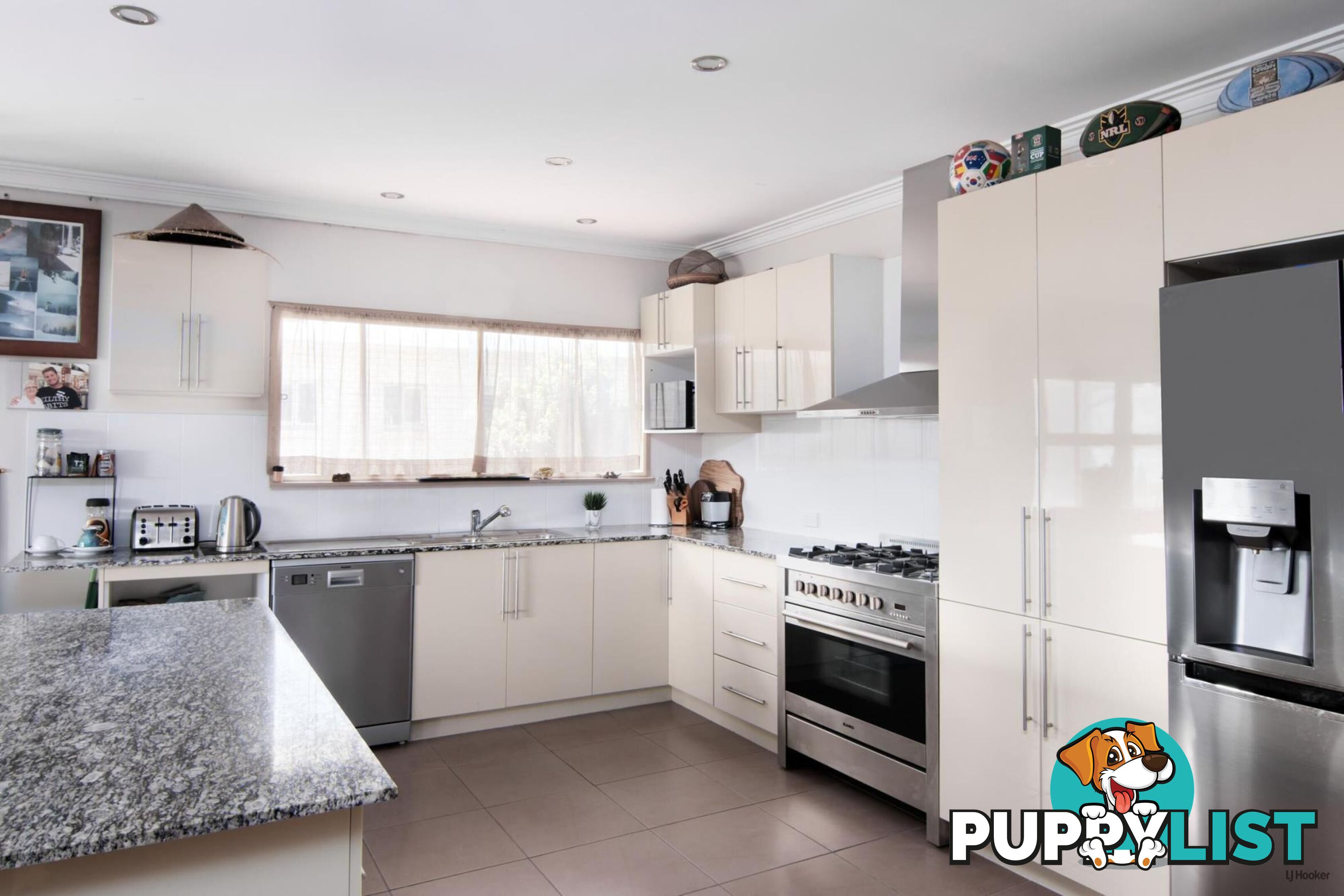 22 & 22a Rutledge Street COOLANGATTA QLD 4225