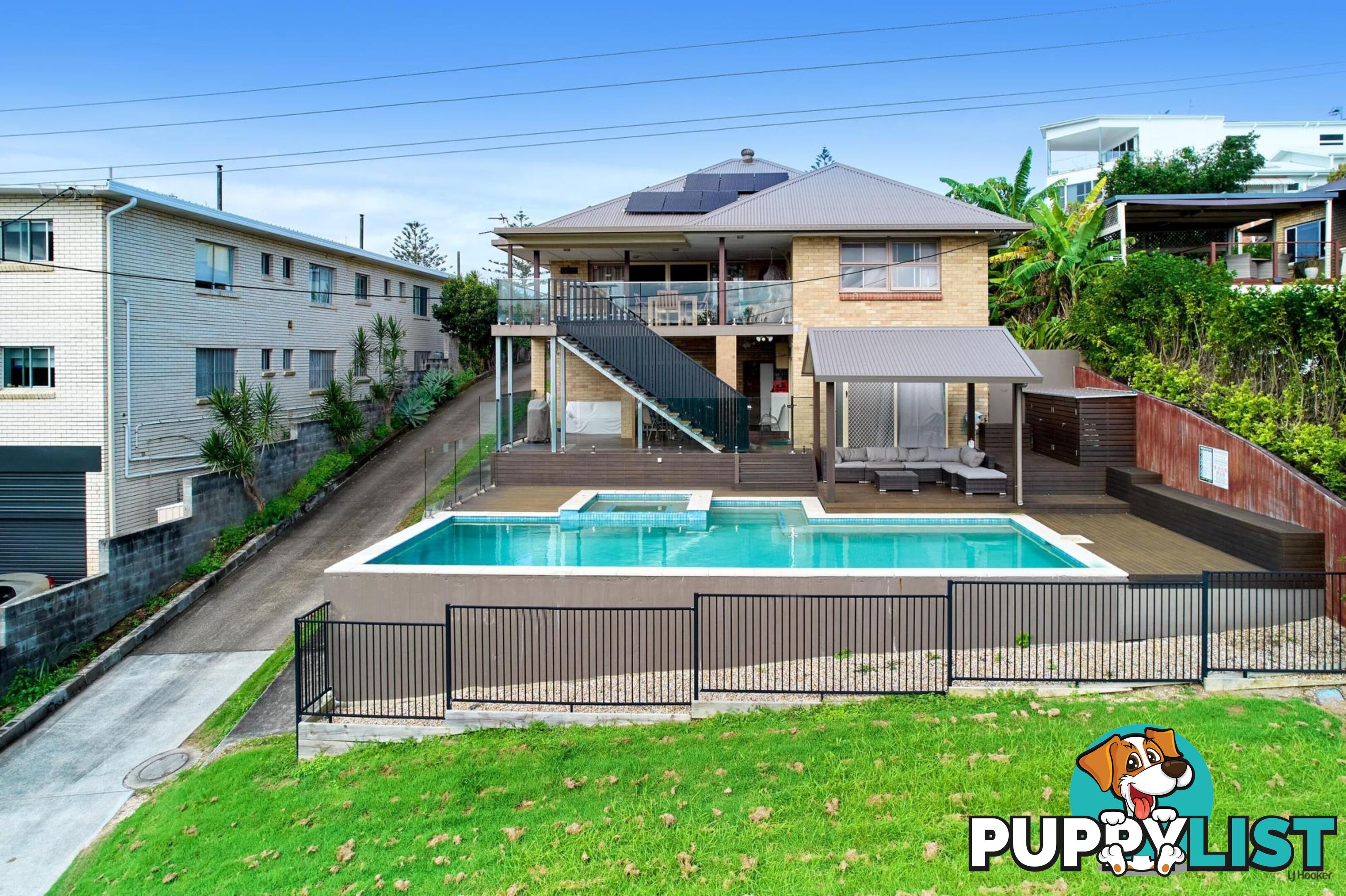 22 & 22a Rutledge Street COOLANGATTA QLD 4225