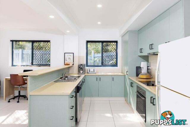 4/7-9 Stapylton Street COOLANGATTA QLD 4225