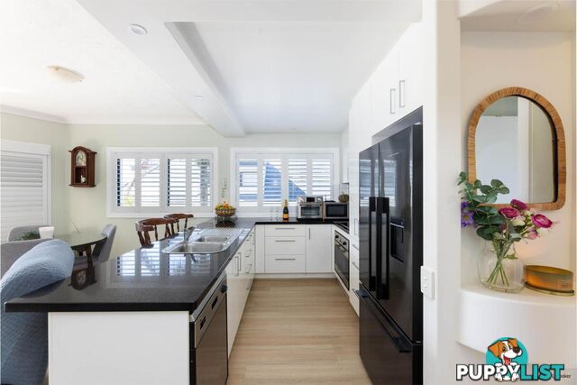 4/38-40 Tweed Street COOLANGATTA QLD 4225