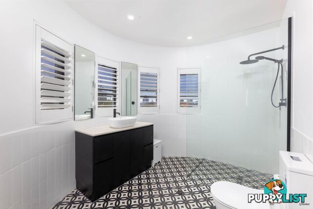 4/38-40 Tweed Street COOLANGATTA QLD 4225