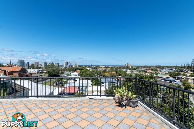 4/38-40 Tweed Street COOLANGATTA QLD 4225