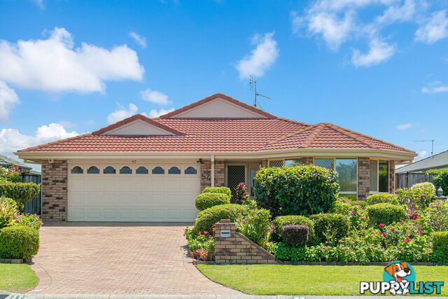 57 Winders Place BANORA POINT NSW 2486