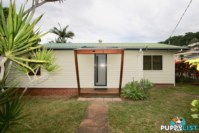 2 Steep Street TWEED HEADS NSW 2485