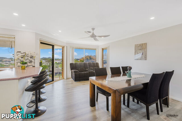 6 Gleneagles Place BANORA POINT NSW 2486