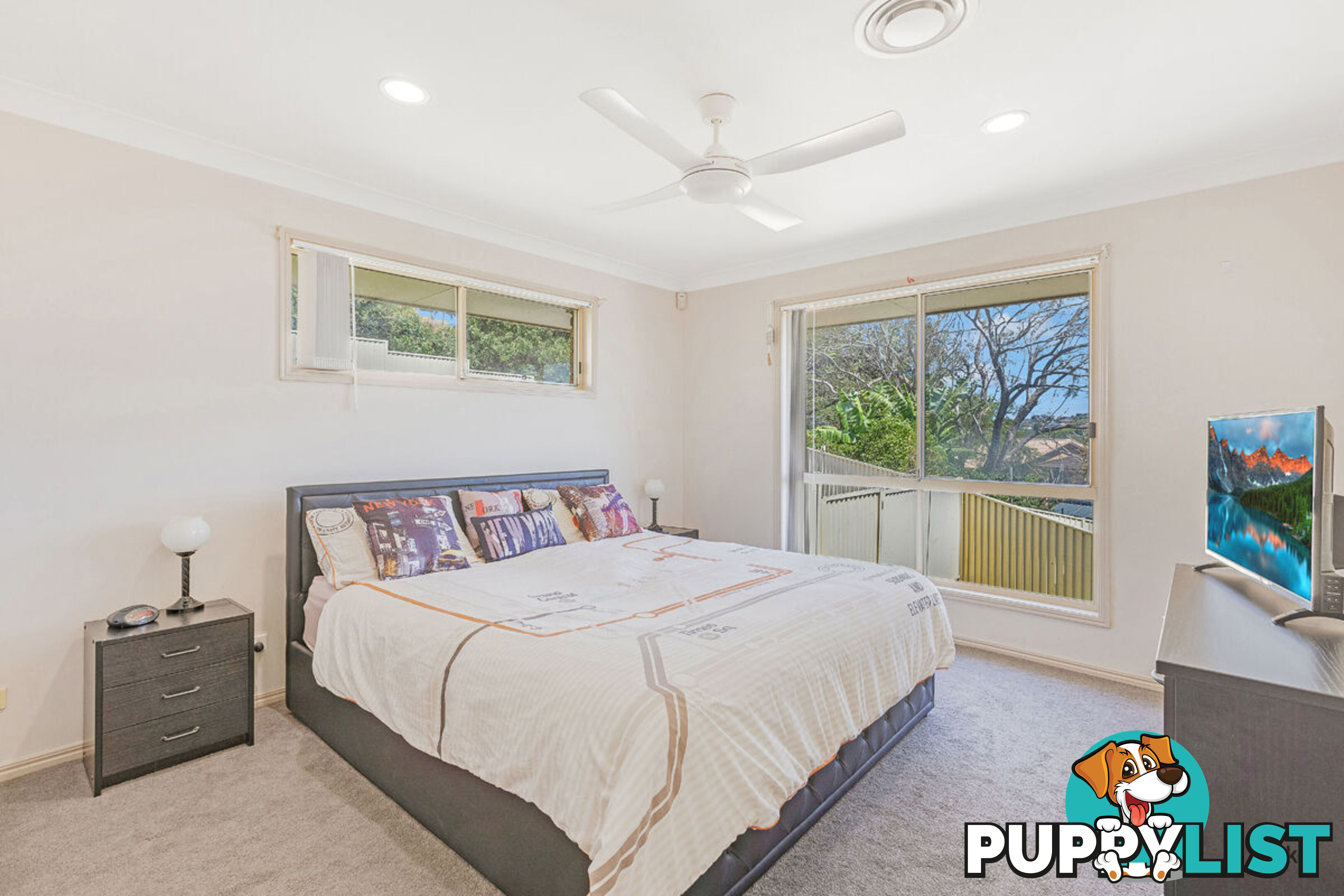 6 Gleneagles Place BANORA POINT NSW 2486