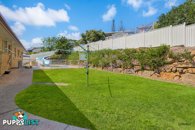 6 Gleneagles Place BANORA POINT NSW 2486