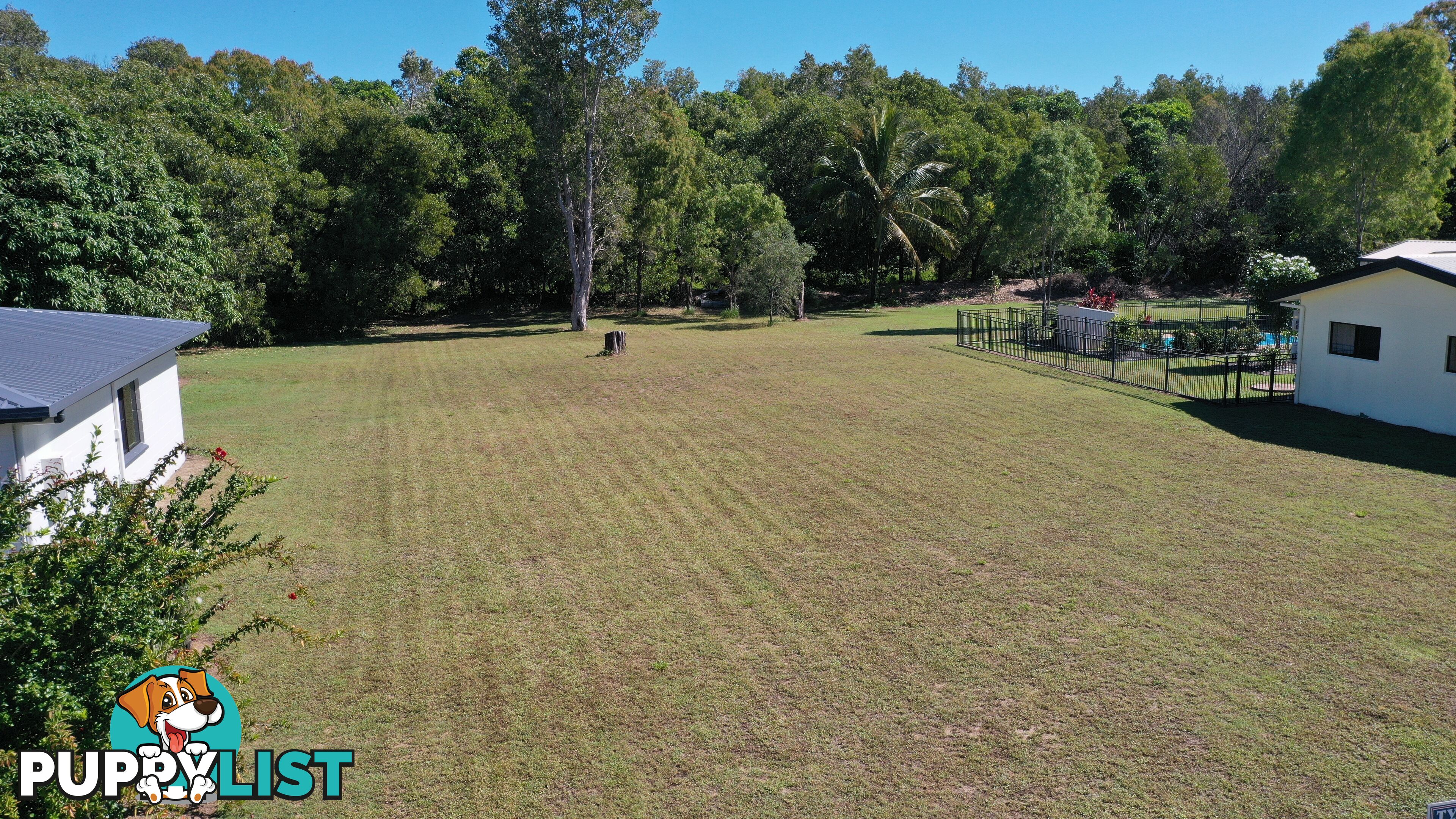 103 Taylor St Tully Heads QLD 4854