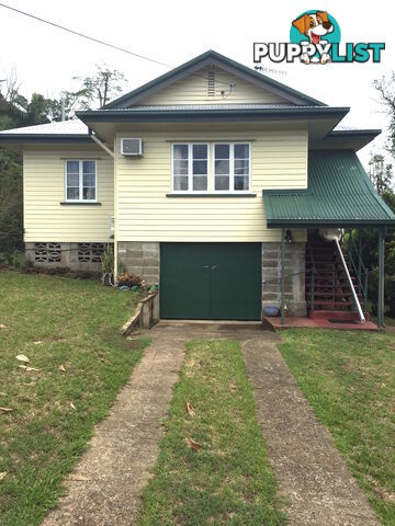 4 Bell St Tully QLD 4854