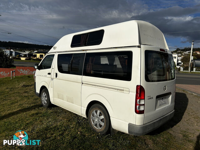 Toyota Hiace 2006 Campervan with warranty until Sep 2026