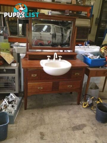 Period bathroom vanity unit