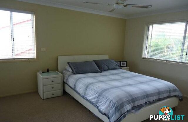 3/17 Kenny Drive Labrador QLD 4215