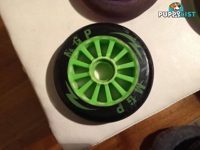 5 X PRO SCOOTER WHEELS IN GOOD CONDITION