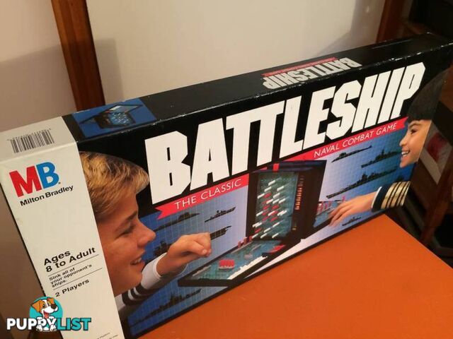 RETRO CLASSIC BOARD GAME BATTLESHIP IN MINT CONDITION