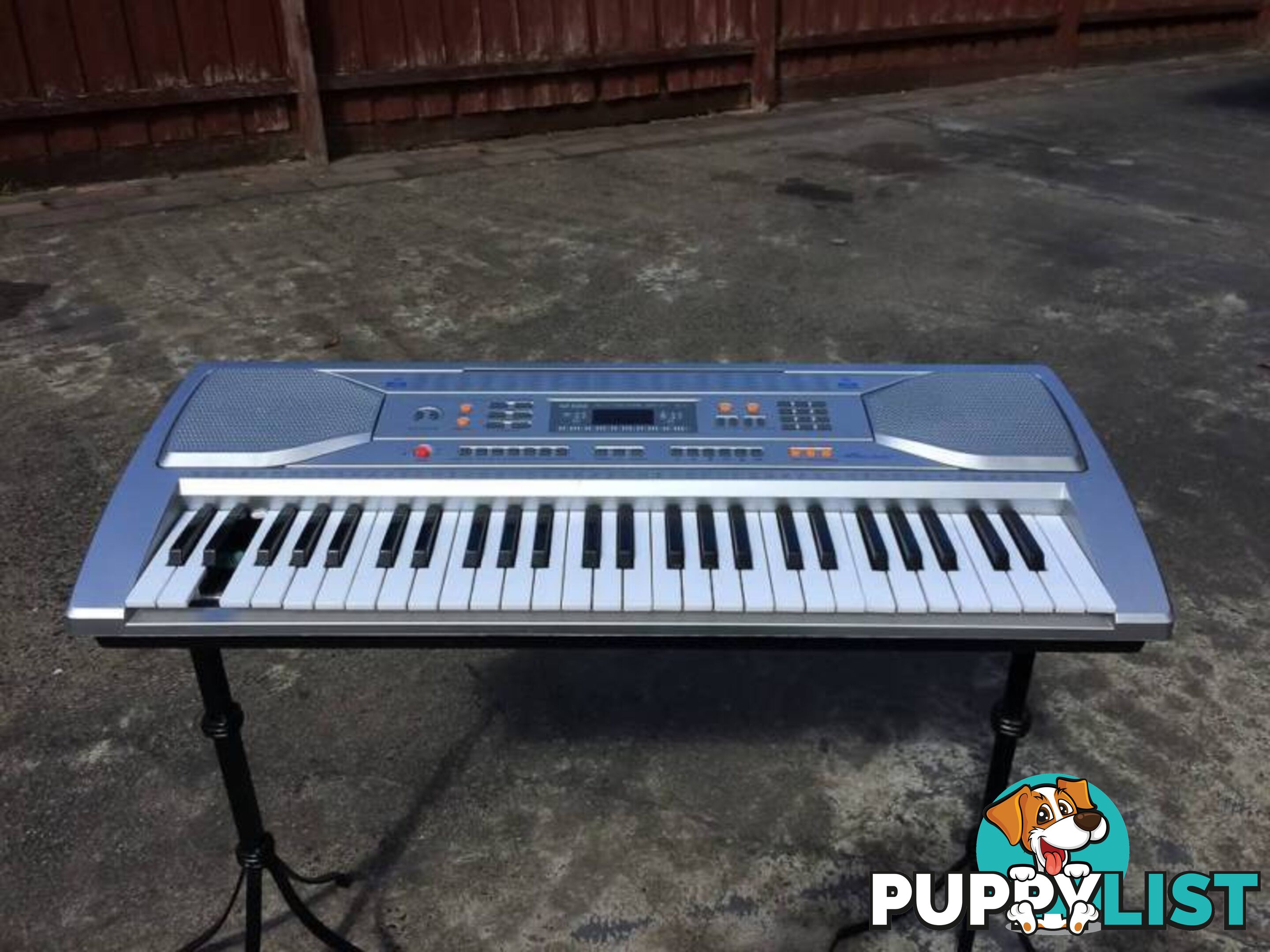 54 - KEY DIGITAL TEACHING ELECTRONIC KEYBOARD ( NO A/C ADAPTOR )