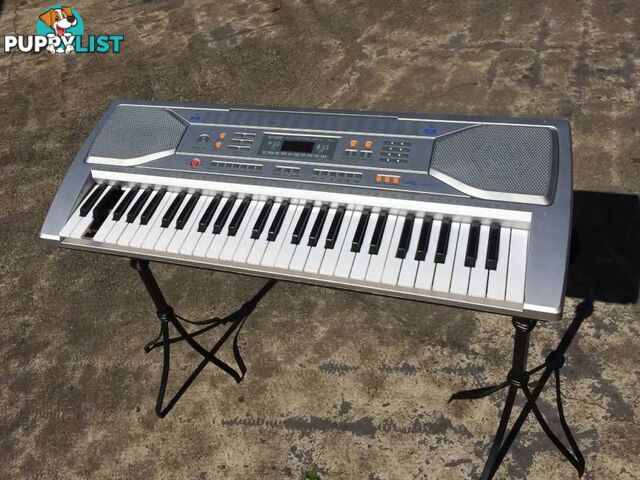 54 - KEY DIGITAL TEACHING ELECTRONIC KEYBOARD ( NO A/C ADAPTOR )